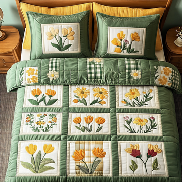 Cozy Blooms 3-Piece Quilted Bedding Set