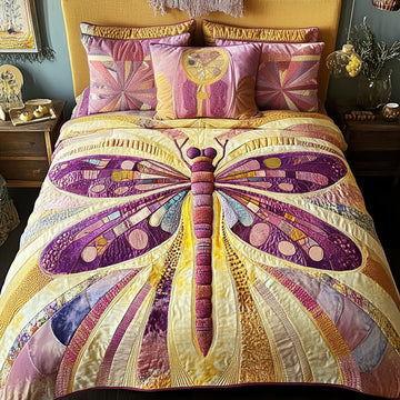 Golden Flutter Dragon Fly 3-Piece Quilted Bedding Set