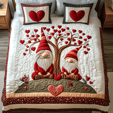 Romantic Gnome 3-Piece Quilted Bedding Set